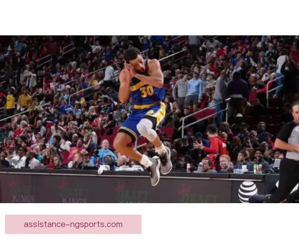 围绕NBA雄鹿重塑王朝之路与未来冠军蓝图探析东部格局下的挑战与机遇