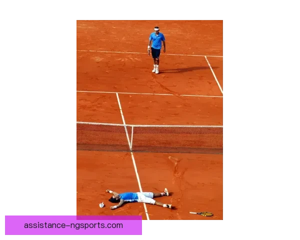 世界网坛最新动态聚焦顶级赛事与球星表现全面解析报道持续升温引发关注 世界网坛最新动态聚焦顶级赛事与球星表现全面解析报道持续升温引发关注